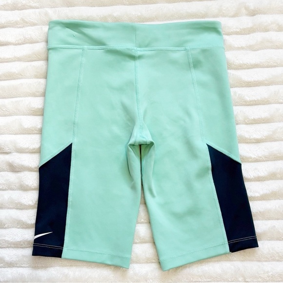 5 for 20$ Nike Dri-Fit Tight Fit Biker Shorts Athletic Short Girls Size Large - Picture 2 of 7